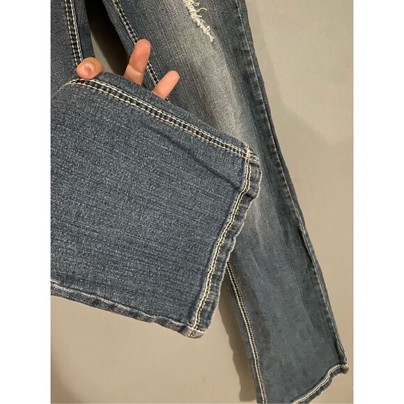 Rue 21 Light Wash Premiere Curvy Straight Leg Jeans Size 3/4 NWOT - Picture 3 of 6